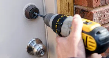 Eden Prairie MN Locksmith Store Eden Prairie, MN 952-467-6128 Eden Prairie MN Locksmith Store Eden Prairie, MN 952-467-6128 - 13-Key-Broke-In-Lock